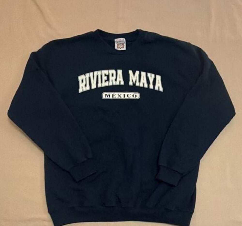 Vintage Yacht Club Riviera Maya Mexico Navy Blue Crewneck Sweatshirt Large